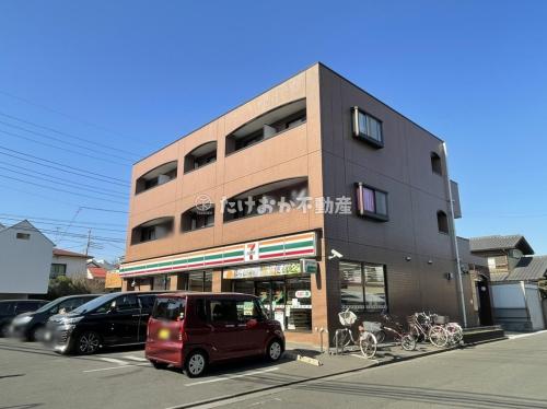 セブンイレブン創価高校前店