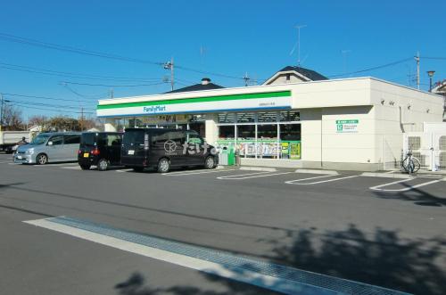 ファミリーマート三ツ木店